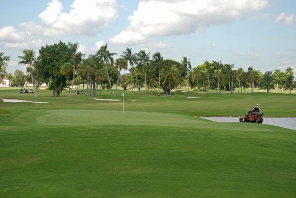 Cost of Golf Course Maintenance in Decatur